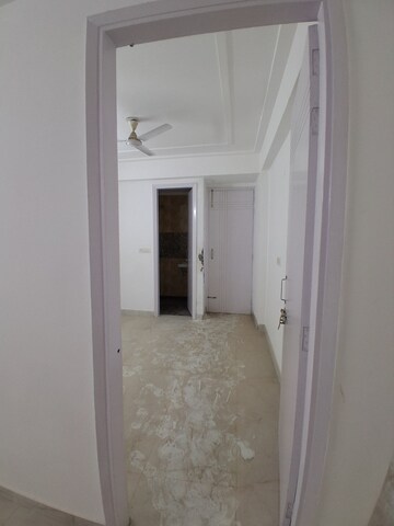 Furnished Amenities in 2 BHK Apartment at Nidhi Exclusive Floors, Mehrauli – for Sale