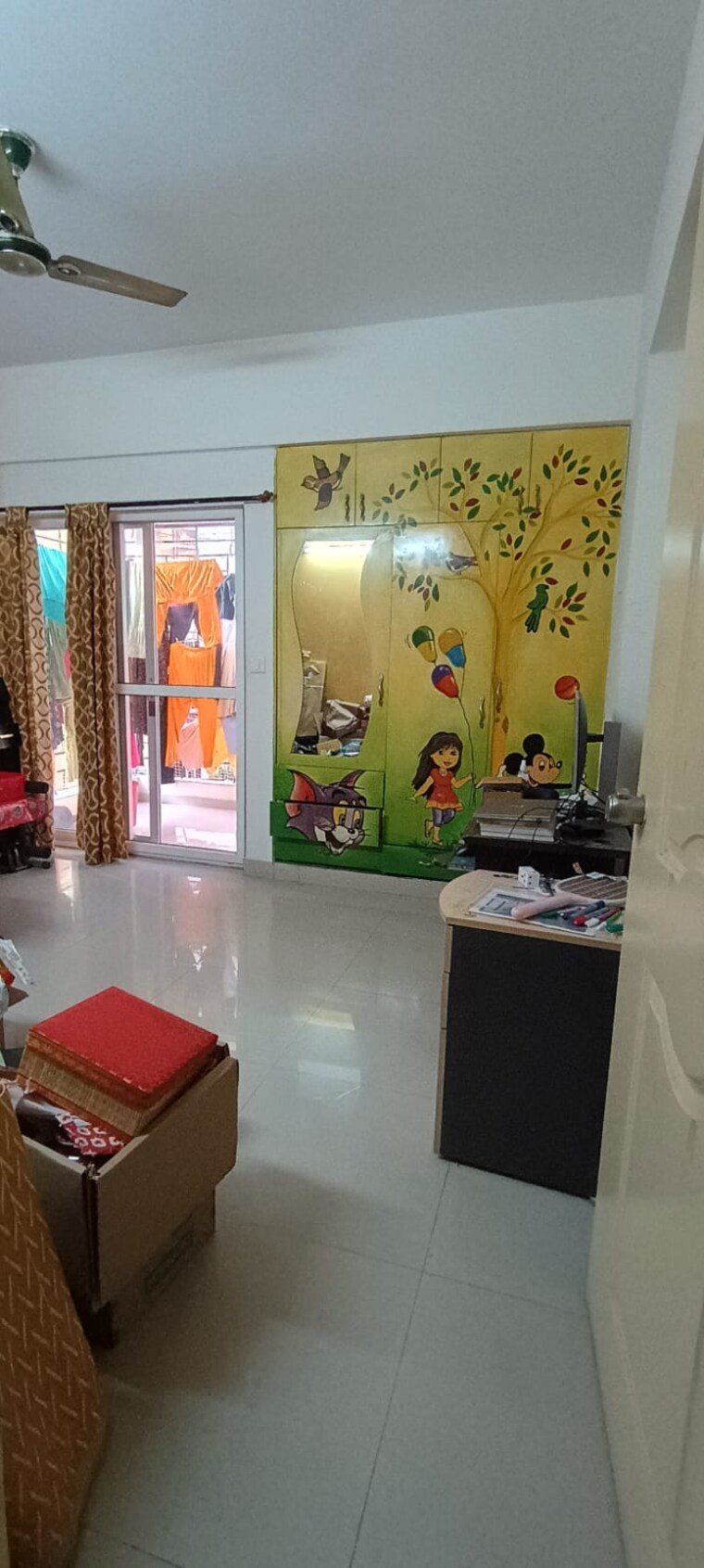 Living Room, windsor-four-seasons-phase-i 3 Bedroom 1730 Sq.Ft. Apartment In Bannerghatta Road Bangalore 9630582