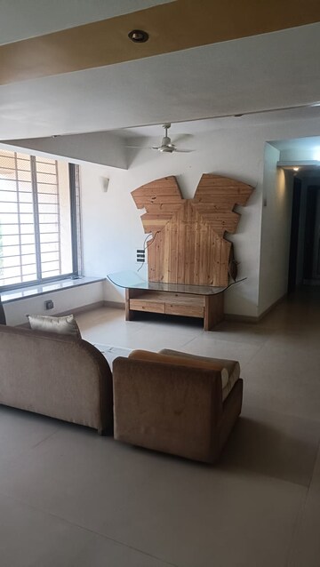 Living Room in 4 BHK Apartment at Sector 5 Kharghar – for Rent
