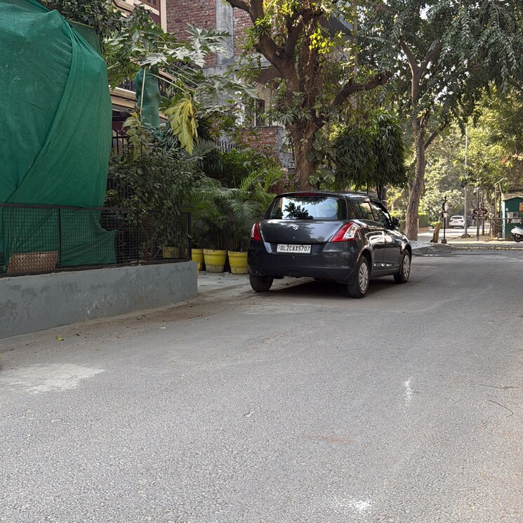  Parking, new-palam-vihar-3  158 Sq.Yd. Plot In Choma Gurgaon 9630968