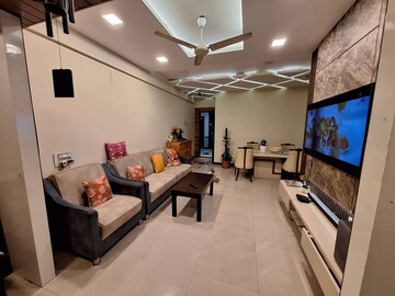 Master Bedroom in 2 BHK Apartment at Vasant Vihar – for Rent