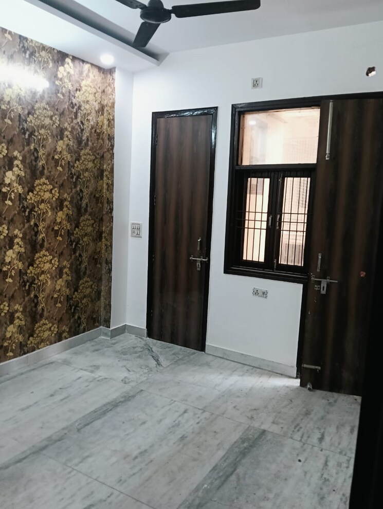 Room, burari 2.5 Bedroom 740 Sq.Ft. Builder Floor In Burari Delhi 9630903