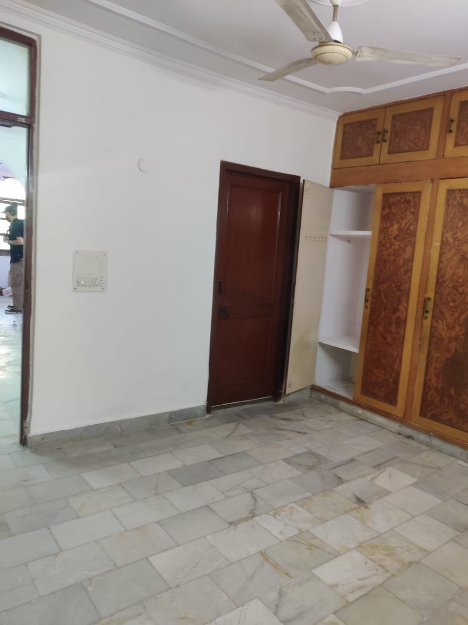 2 BHK Builder Floor For Rent in East Of Kailash