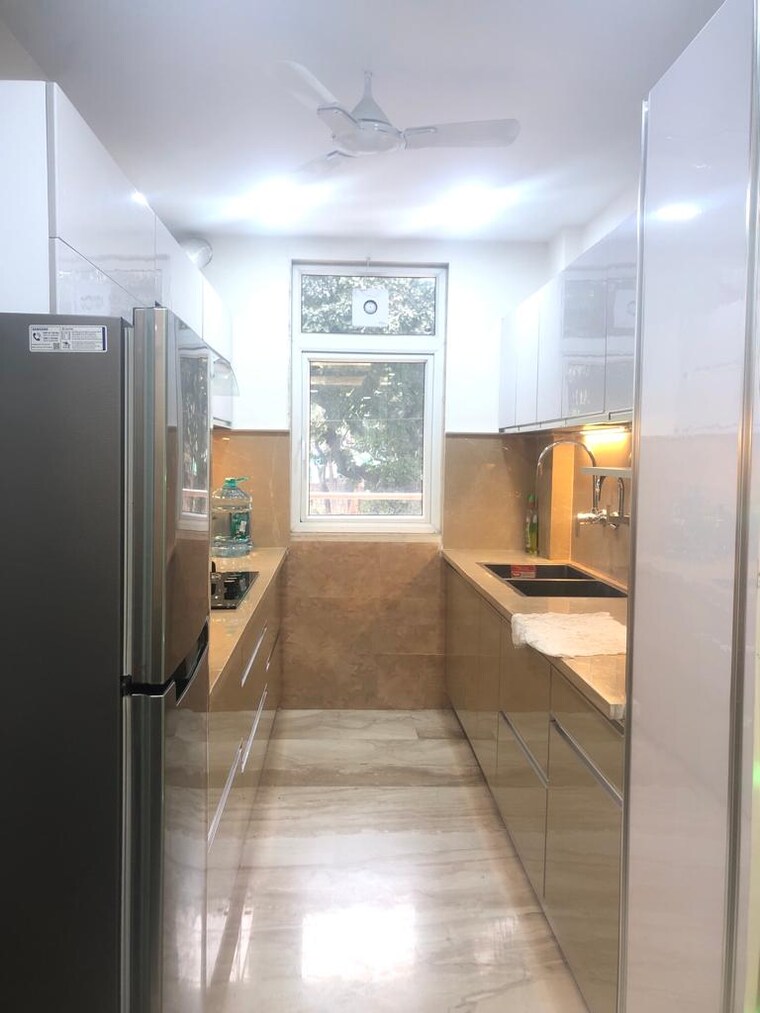 Kitchen, east of kailash 3 Bedroom 1125 Sq.Ft. Builder Floor In East Of Kailash Delhi 9630927