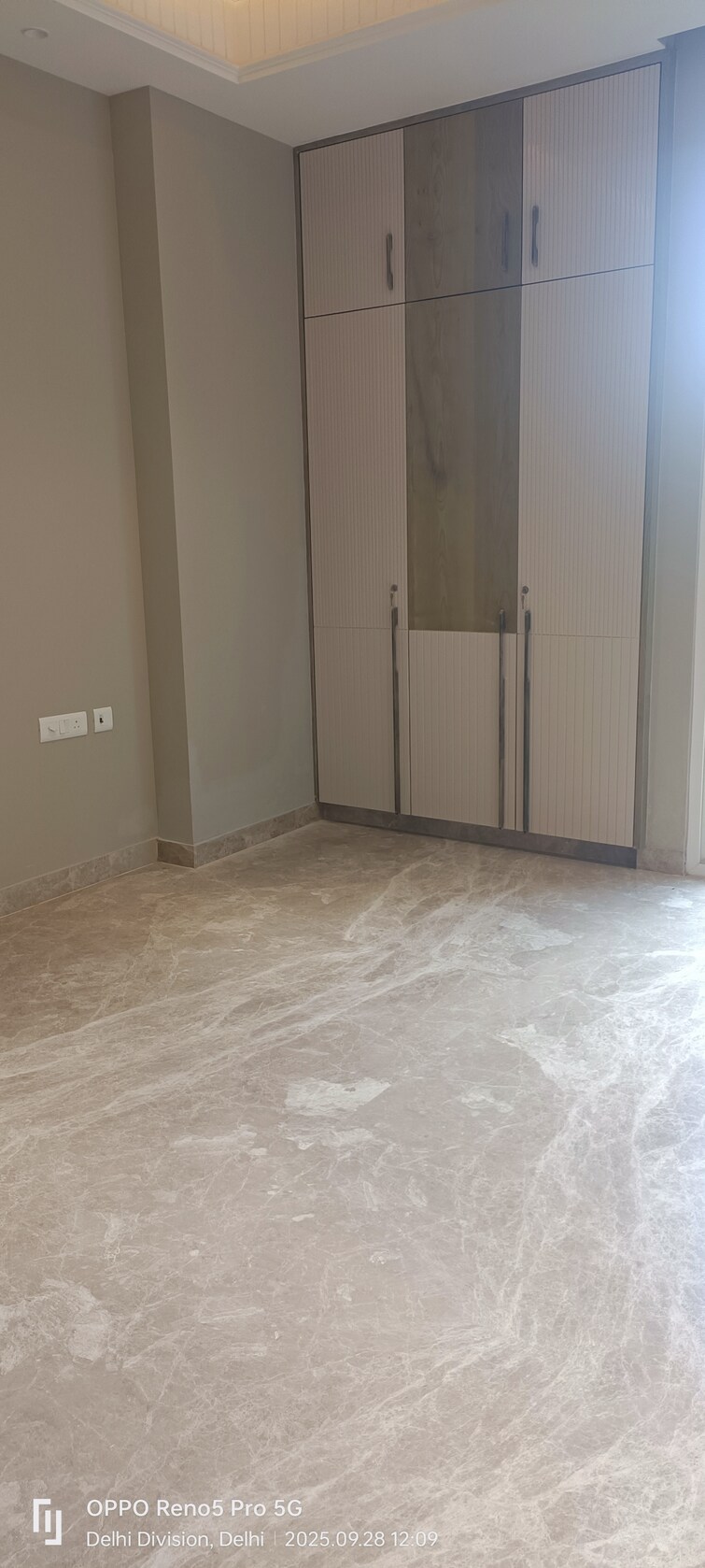 Cover Image, janakpuri 3 Bedroom 1350 Sq.Ft. Builder Floor In Janakpuri Delhi 9631008