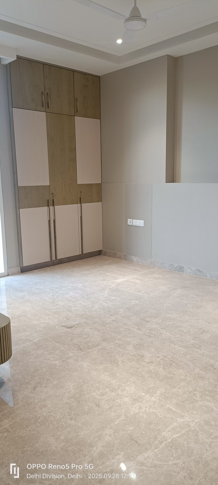 Room, janakpuri 3 Bedroom 1350 Sq.Ft. Builder Floor In Janakpuri Delhi 9631008