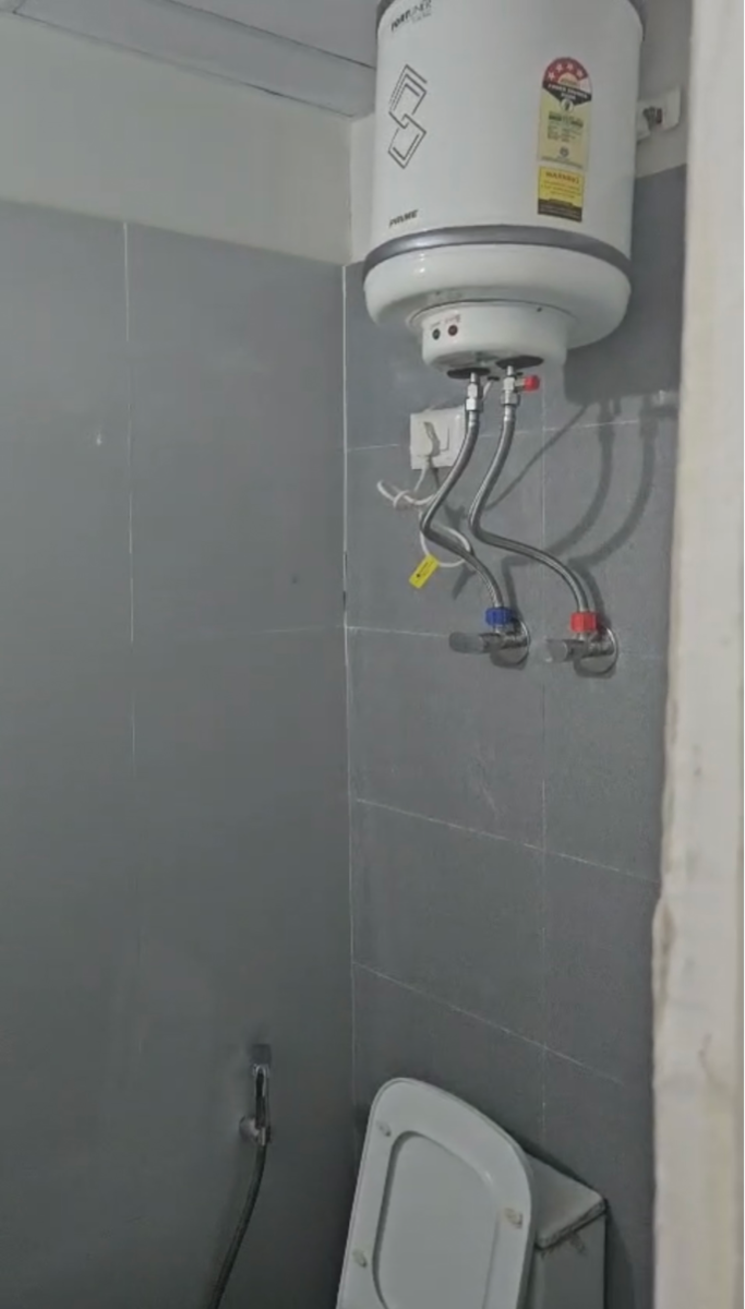 Attached Bathroom, baberpur mandi 2 Bedroom 550 Sq.Ft. Apartment In Baberpur Mandi Panipat 9631061