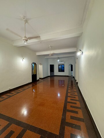 Building Lobby in 4 BHK Apartment at Tardeo – for Rent