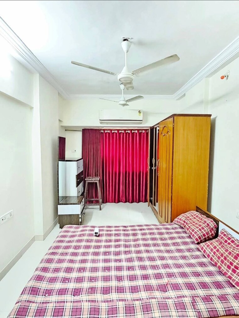 Bedroom, andheri east 1 Bedroom 360 Sq.Ft. Apartment In Andheri East Mumbai 9631069