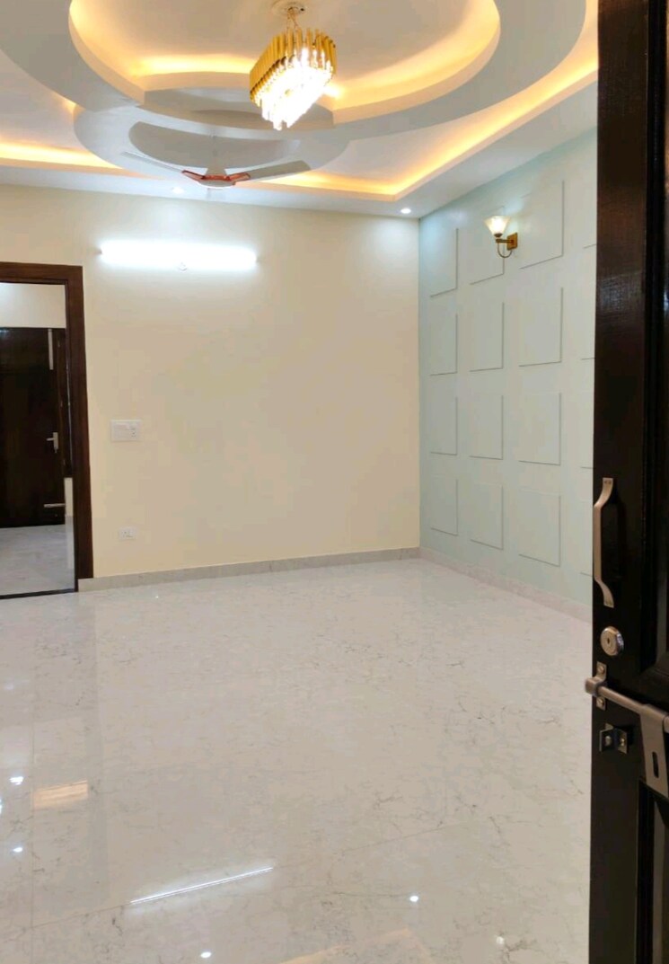 Room, sahastradhara road 4 Bedroom 2650 Sq.Ft. Independent House In Sahastradhara Road Dehradun 9631090