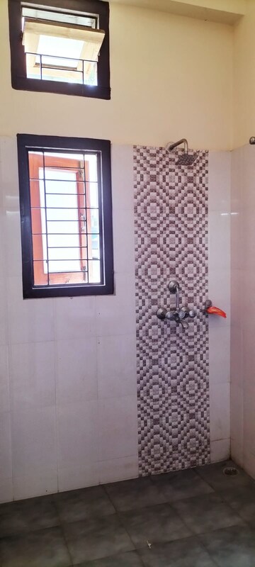Bathroom in 2 BHK Villa at Zoo Road – for Rent