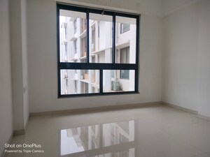 Room in 2 BHK Apartment at Anmol Fortune, Goregaon East – for Rent