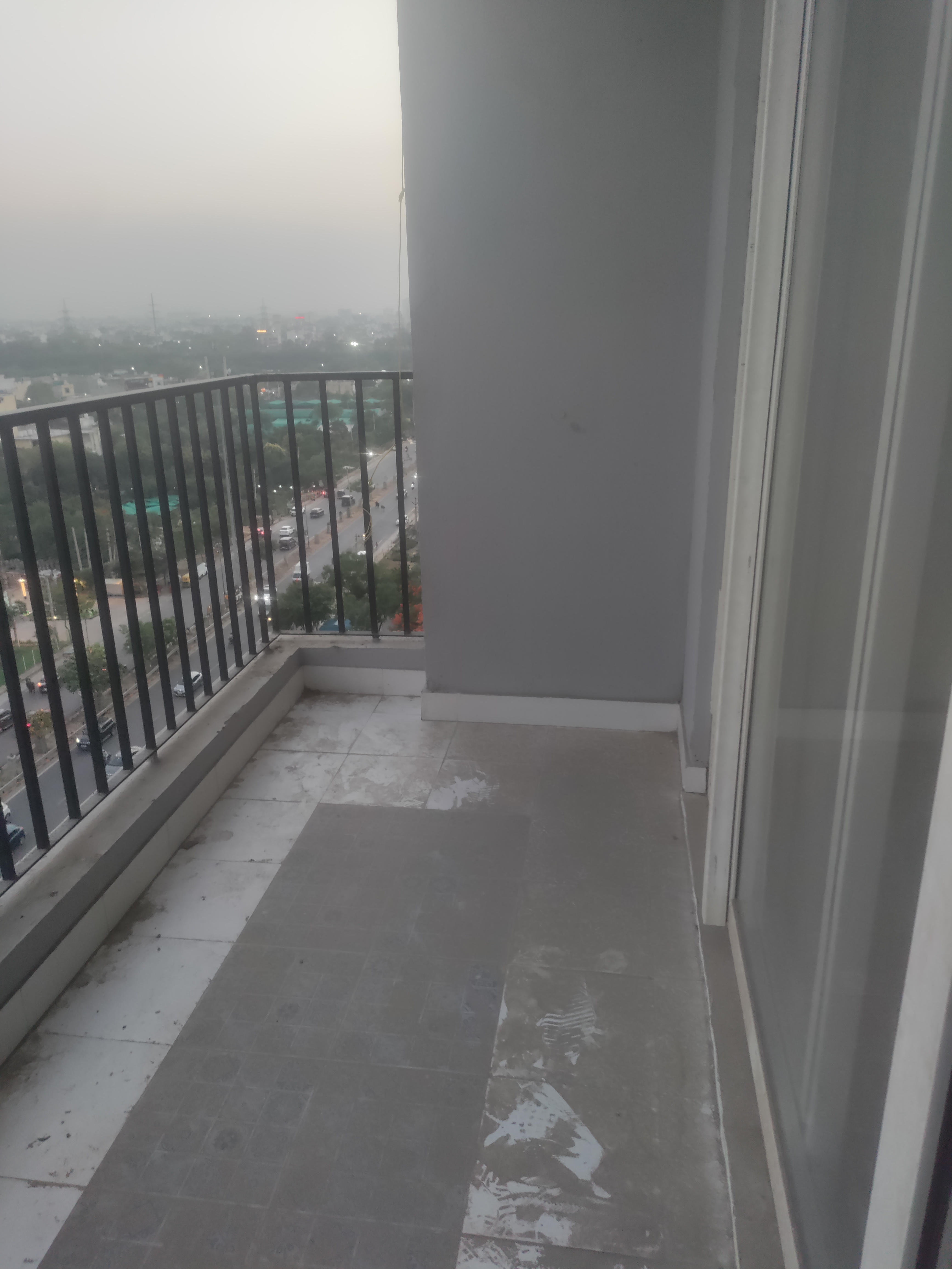 3 BHK Apartment For Sale in Adore Arpanam Sector 83