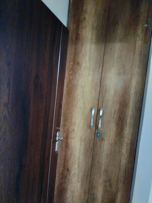 Furnished Amenities in 2 BHK Builder Floor at Aman Vihar – for Rent