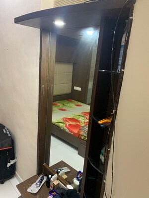 Furnished Amenities in 1 BHK Apartment at Bandra West – for Rent