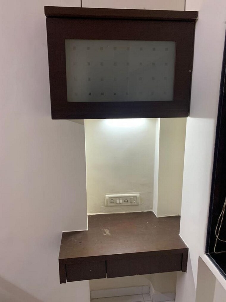 undefined, bandra west 1 Bedroom 500 Sq.Ft. Apartment In Bandra West Mumbai 9631075