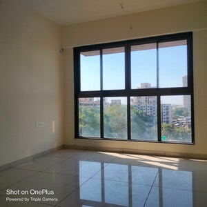 Room in 2 BHK Apartment at Chandak 34 Park Estate, Goregaon West – for Rent