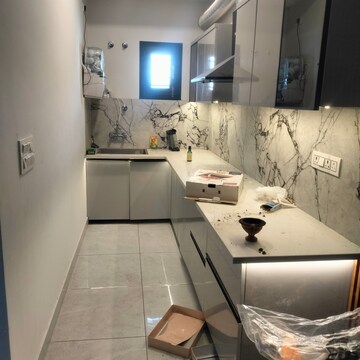 Bathroom in 1 BHK Builder Floor at Aman Vihar – for Rent