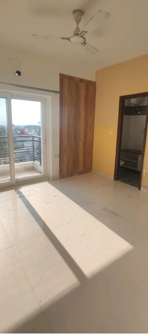 3 BHK Builder Floor For Sale in Sahastradhara Road