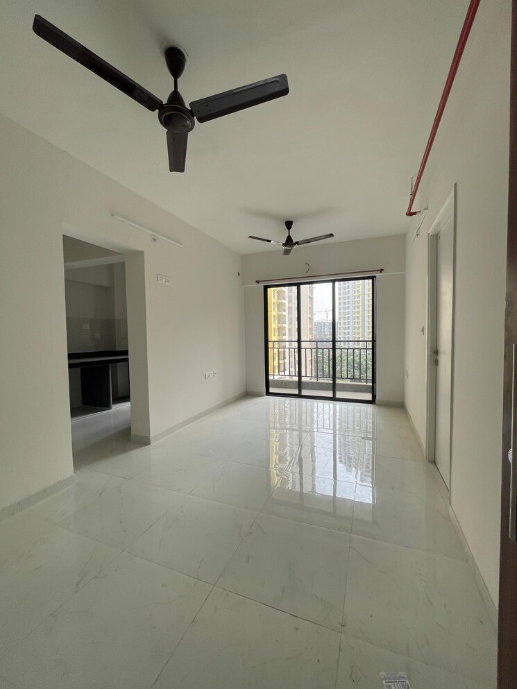 Room, runwal-gardens-phase-i 1.5 Bedroom 535 Sq.Ft. Apartment In Dombivli East Thane 9631247