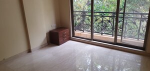 Room in 3 BHK Apartment at Ekta Heritage Apartment, Khar West – for Sale