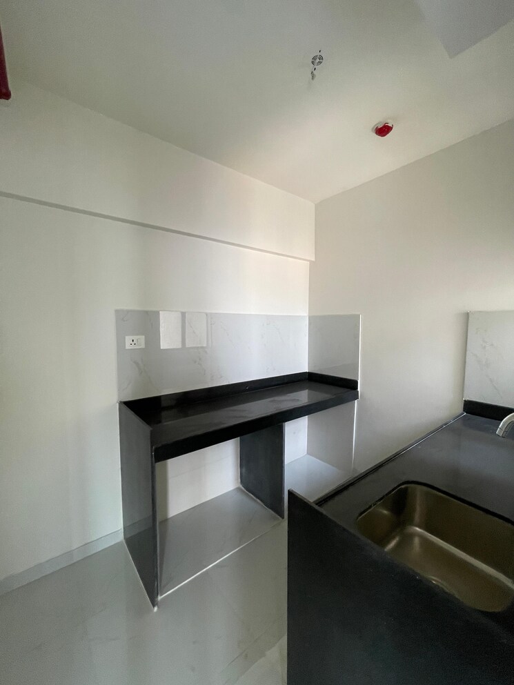 Kitchen, runwal-gardens-phase-i 1 Bedroom 467 Sq.Ft. Apartment In Dombivli East Thane 9631295