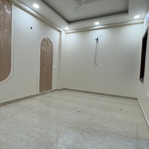 Room in 3 BHK Builder Floor at Chattarpur – for Sale