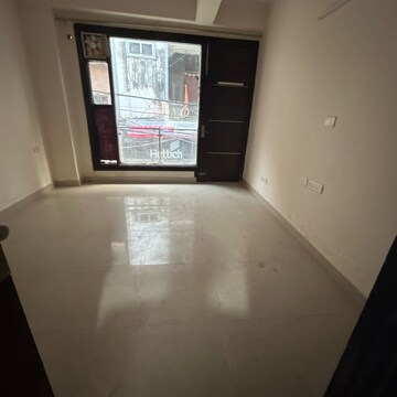 Room in 2 BHK Builder Floor at Kotla Mubarakpur – for Sale