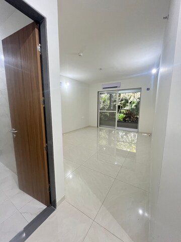 Room in 2 BHK Apartment at Nanded – for Sale