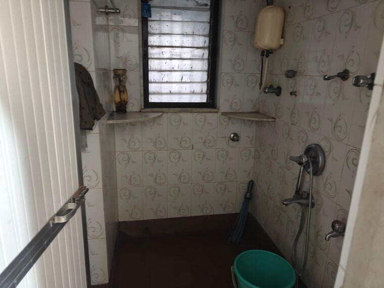 Bathroom, kalyan west Commercial Office Space 600 Sq.Ft. In Kalyan West Thane 9631350