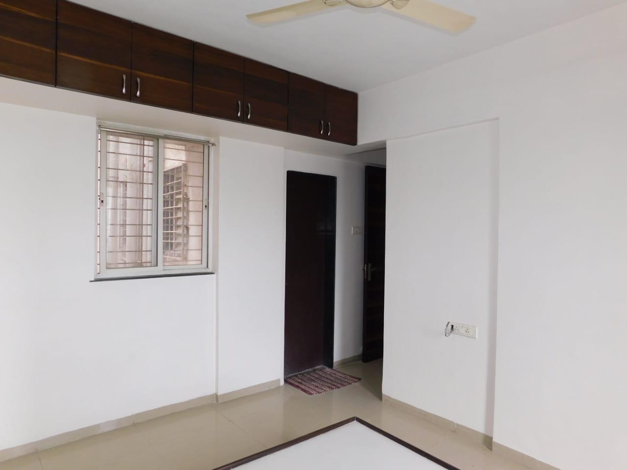 3 BHK Apartment For Sale in Yash Rhythm