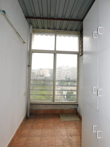 Bathroom in 3 BHK Apartment at Yash Rhythm, Kondhwa – for Sale