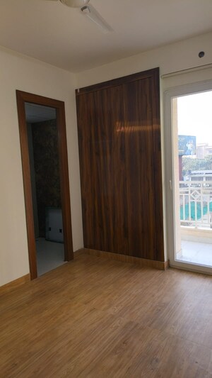 Room in 2 BHK Apartment at VIctoryone Amara, Sector 16 Greater Noida – for Sale