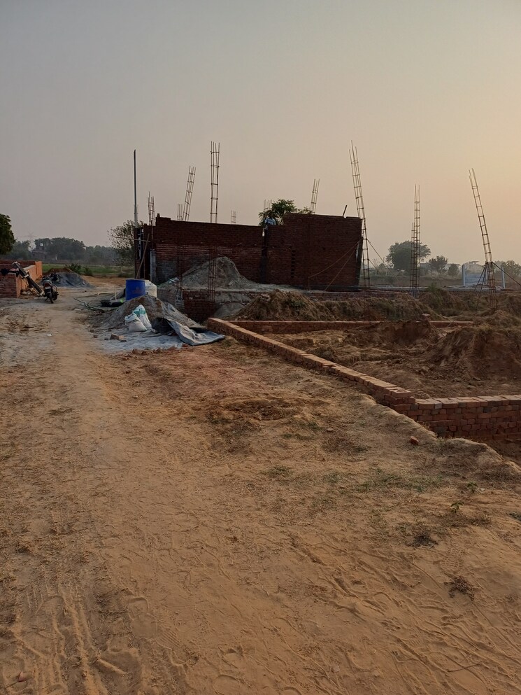 undefined, nacholi  59 Sq.Yd. Plot In Nacholi Faridabad 9631389