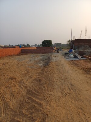  Plot For Sale in Nacholi