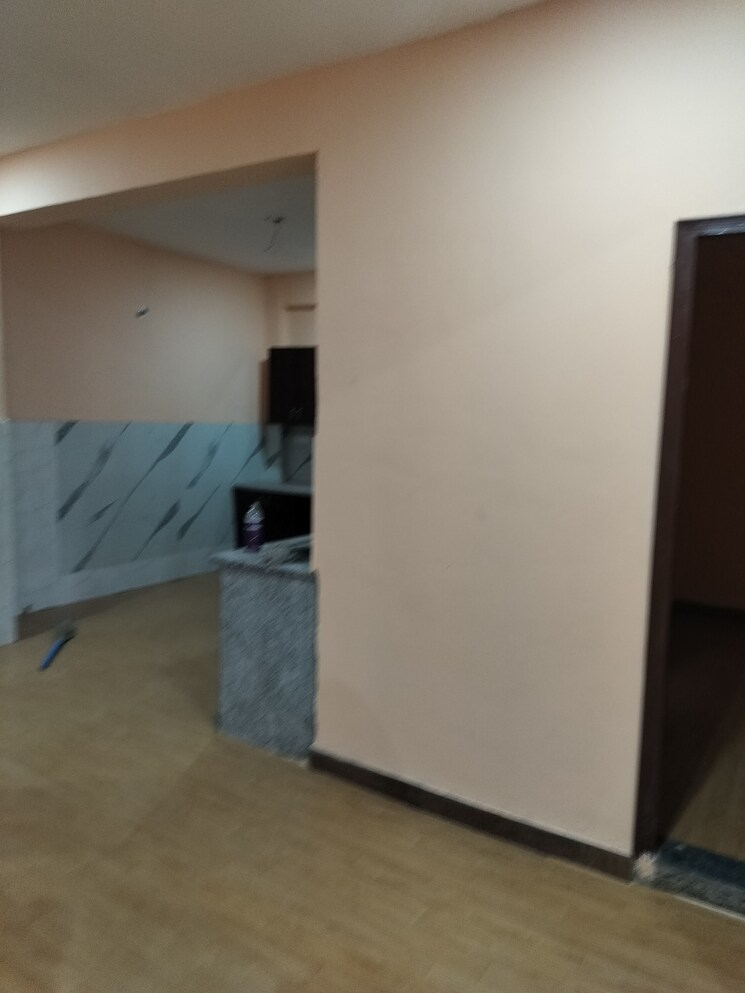 Room, rwa-apartments-sector-71 4 Bedroom 1850 Sq.Ft. Independent House In Sector 71 Noida 9631397