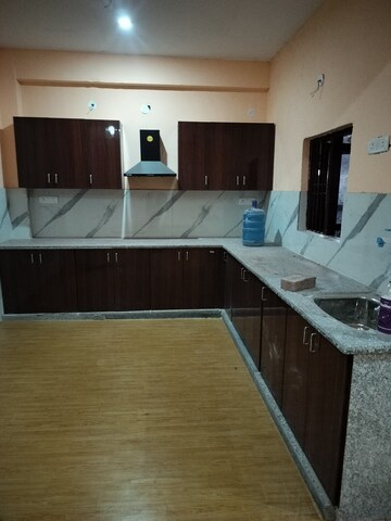 Kitchen in 4 BHK Independent House at RWA Apartments Sector 71, Sector 71 – for Rent