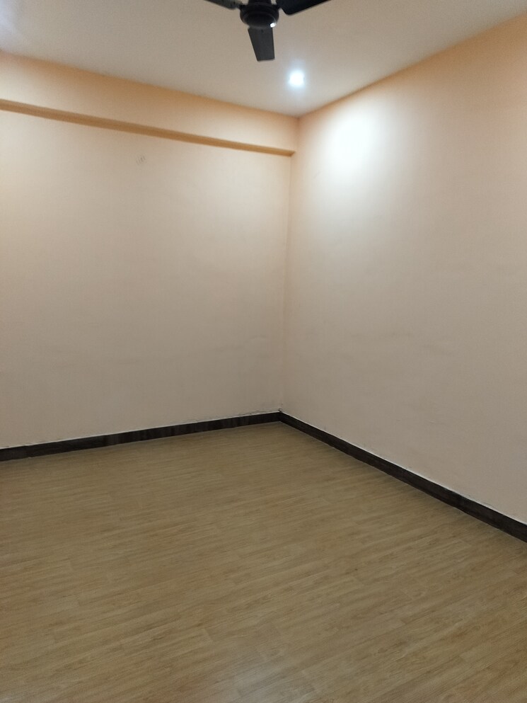 Room, rwa-apartments-sector-71 4 Bedroom 1850 Sq.Ft. Independent House In Sector 71 Noida 9631397