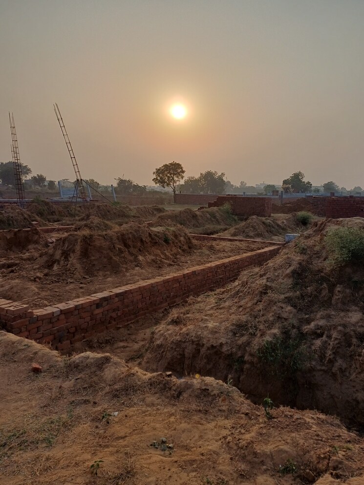 undefined, nacholi  61 Sq.Yd. Plot In Nacholi Faridabad 9631399