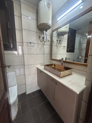 Kitchen in 3 BHK Builder Floor at Safdarjung Enclave – for Rent