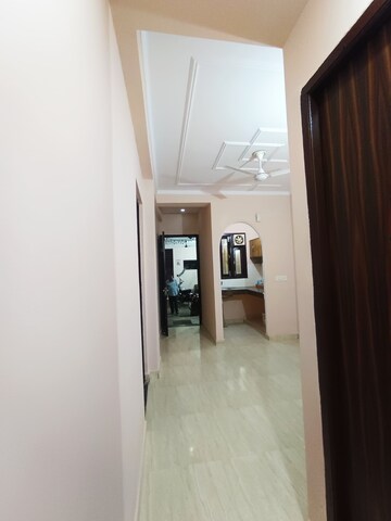 Room in 1 BHK Builder Floor at Saket – for Rent