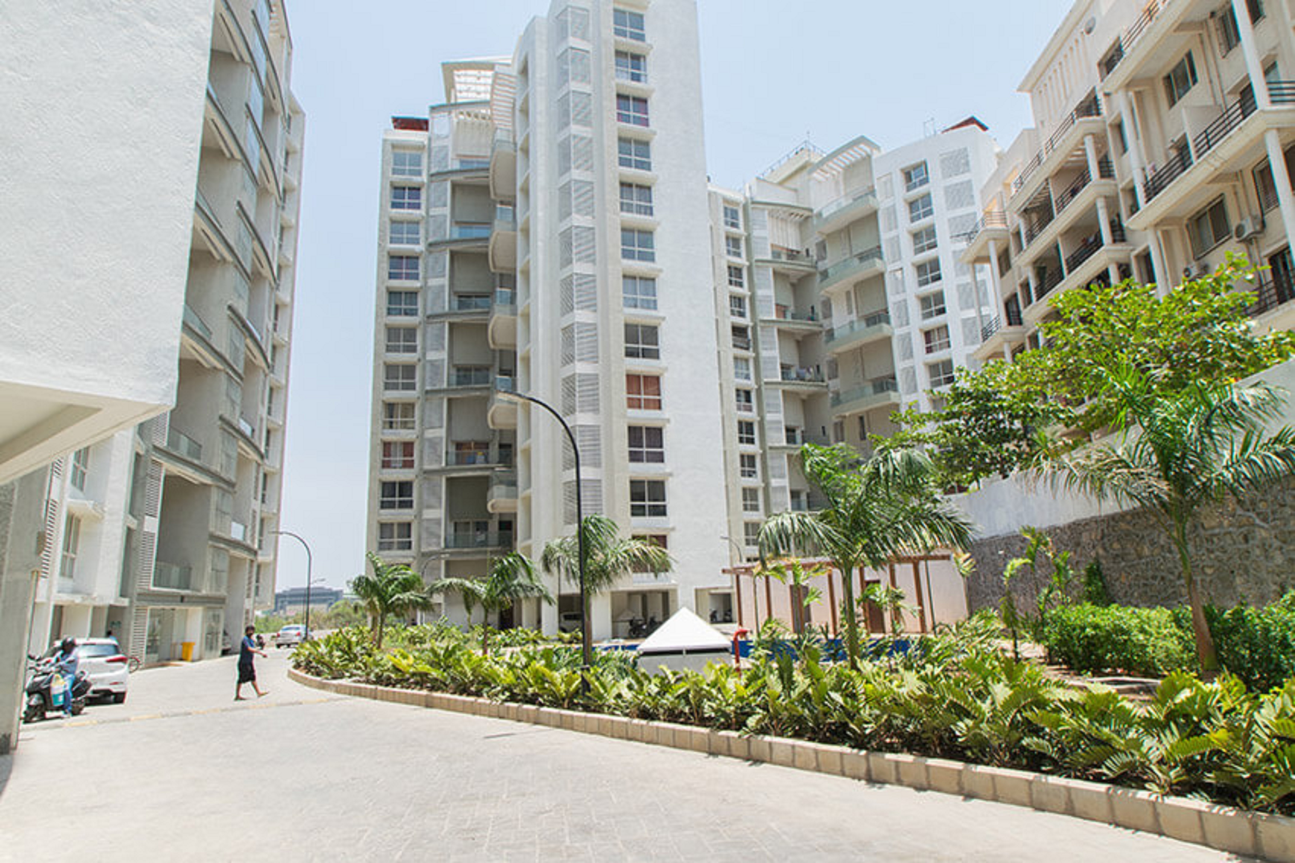 3 BHK + Servant Room Apartment For Sale in Marvel Citrine