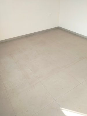 Room in 2.5 BHK Apartment at Gagan Arena, Undri – for Rent