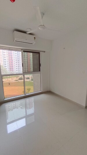 Room in 1 BHK Apartment at Runwal Gardens, Dombivli East – for Rent