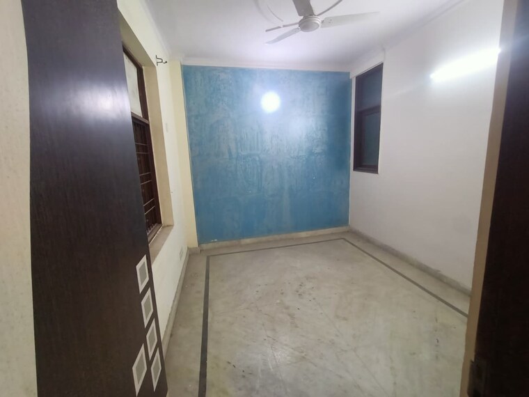 Room, east-of-kailash-block-b-rwa 3 Bedroom 125 Sq.Yd. Builder Floor In East Of Kailash Delhi 9631428
