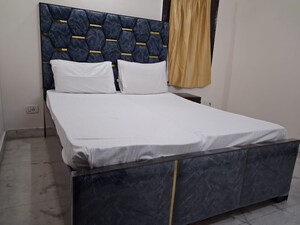 2 BHK Builder Floor For Rent in DLF Queens Court, Greater Kailash ii