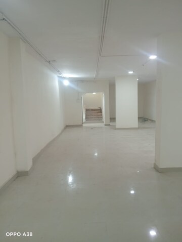 Showroom For Rent in Goregaon West