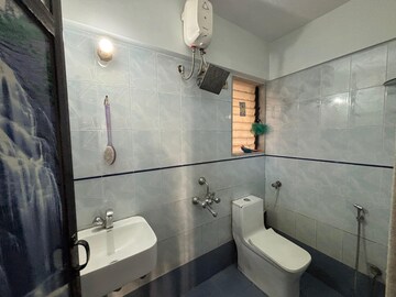 Bathroom in 2 BHK Apartment at Kanakia Discovery, Borivali East – for Rent