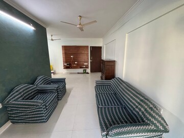 Bedroom in 2 BHK Apartment at Kanakia Discovery, Borivali East – for Rent