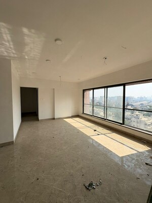 Room in 3 BHK Apartment at Goghari Mansion CHS, Santacruz West – for Rent